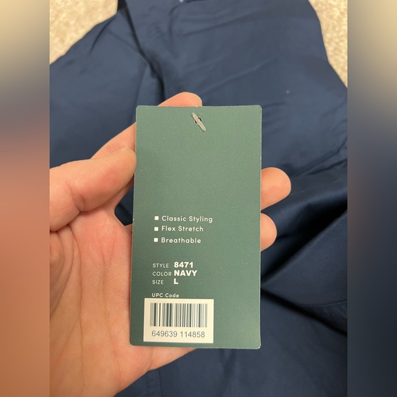 NWT Men’s med couture scrub top - Picture 2 of 8